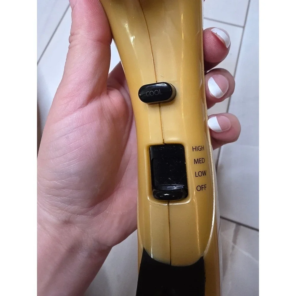 Andis HS-2 Hair Dryer 1875W‎ Handheld Yellow Dual Voltage High Med Low Cool Shot